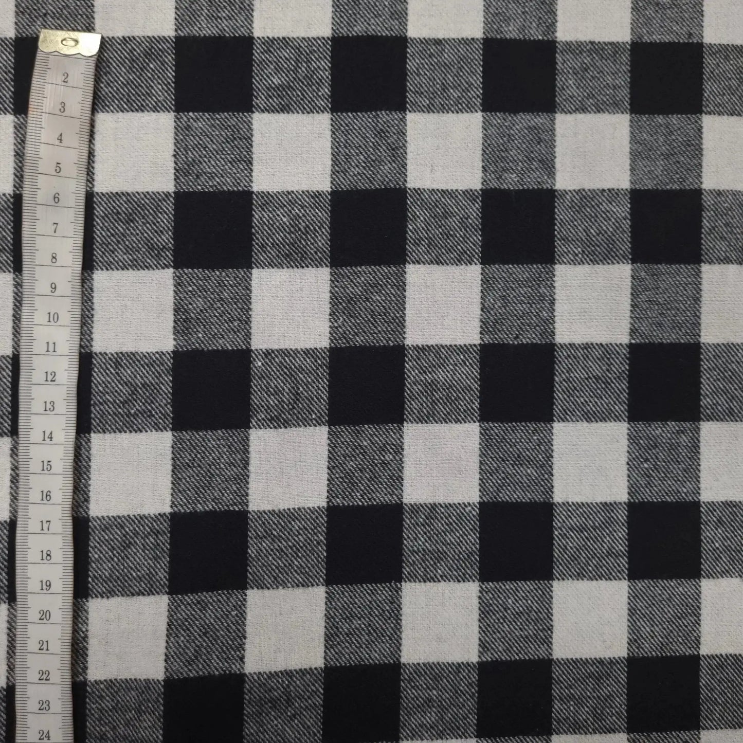 Baumwollflanell kariert schwarz weiss 3