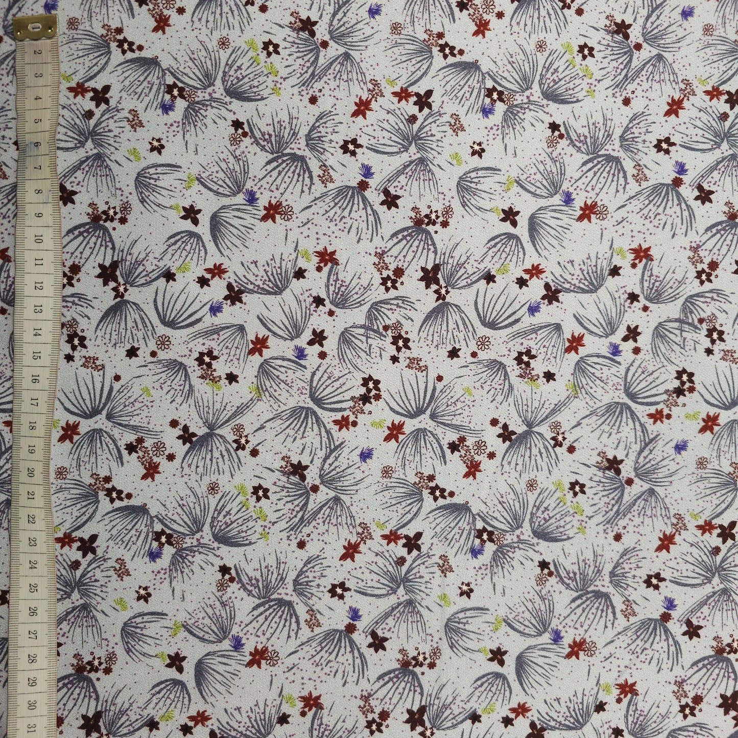 Baumwollstoff mit Blumenmuster und Stretch CSM-STOFFE