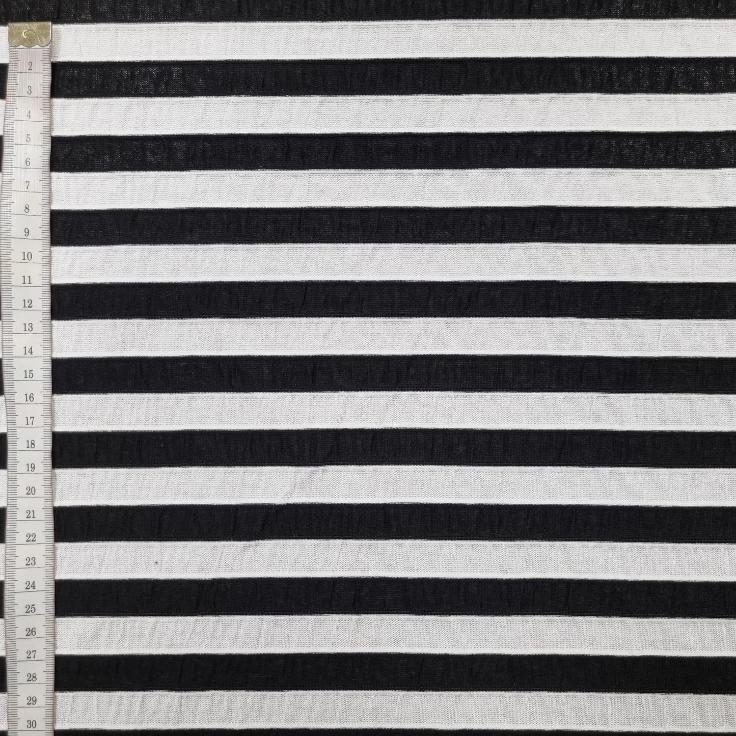 Jersey Stoff gestreift schwarz weiß strukturiert CSM-STOFFE