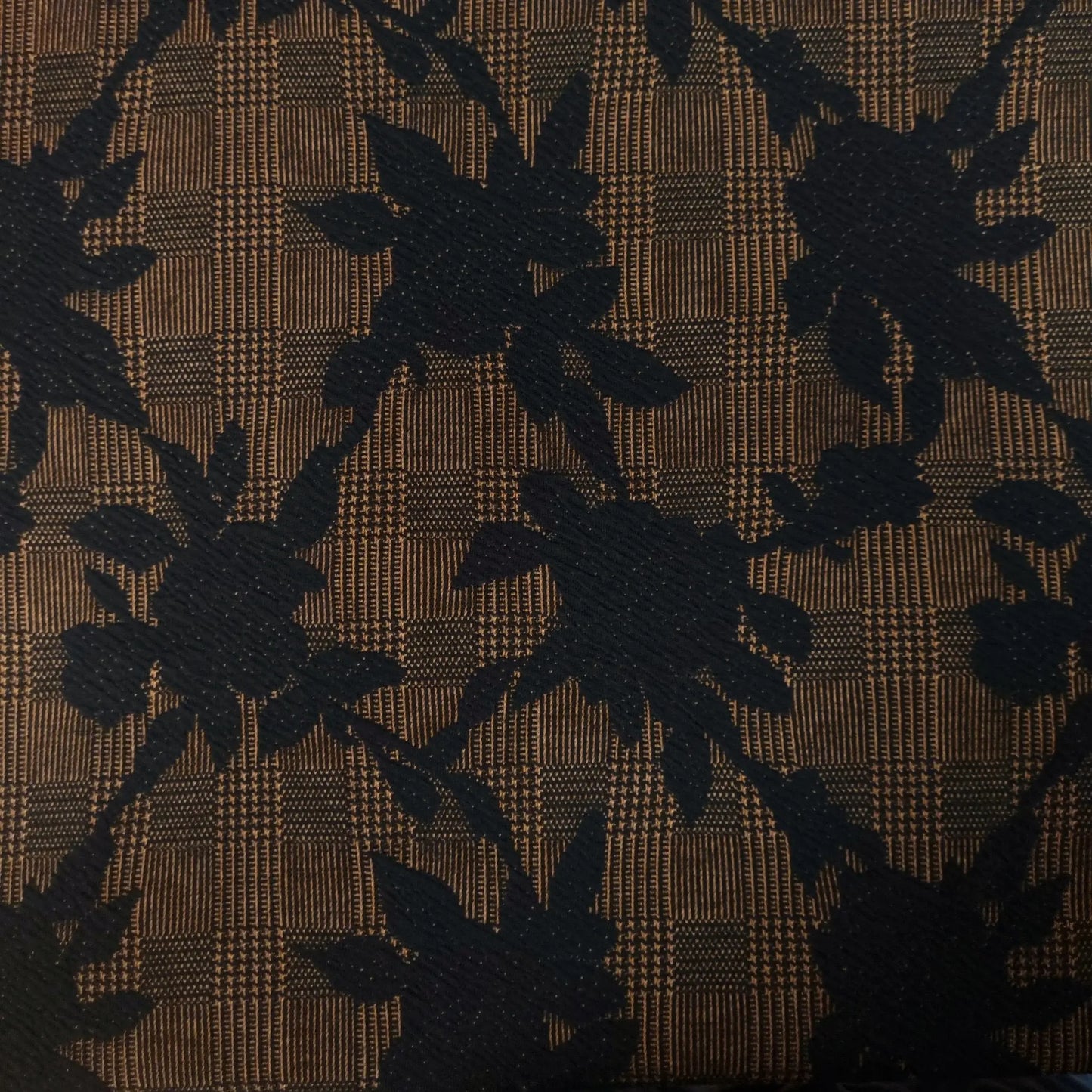 Polyesterstoff mit Glencheck und Blumenmotiv braun