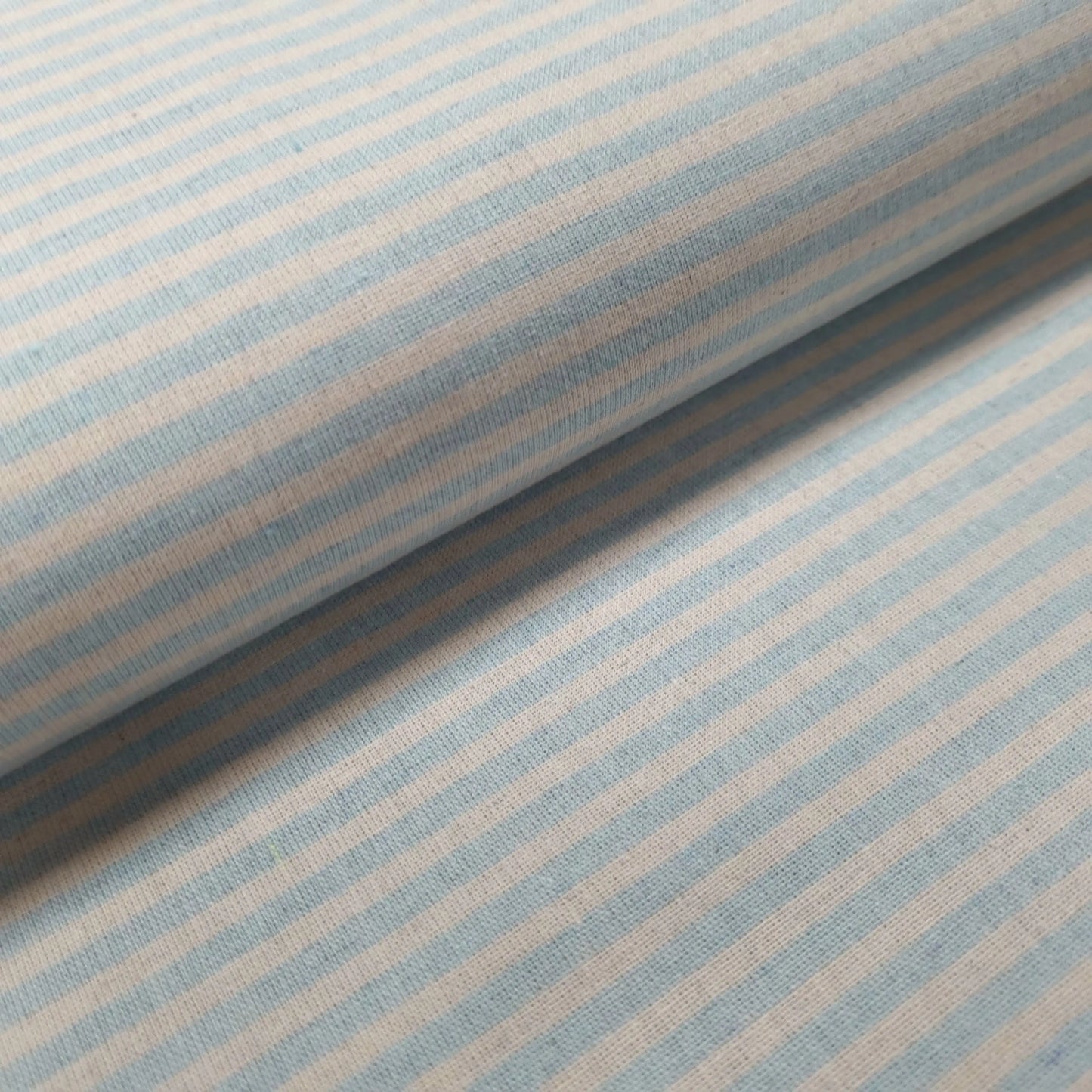 Recycelter Baumwoll- Polyester, Viskosestoff gestreift blau CSM-STOFFE