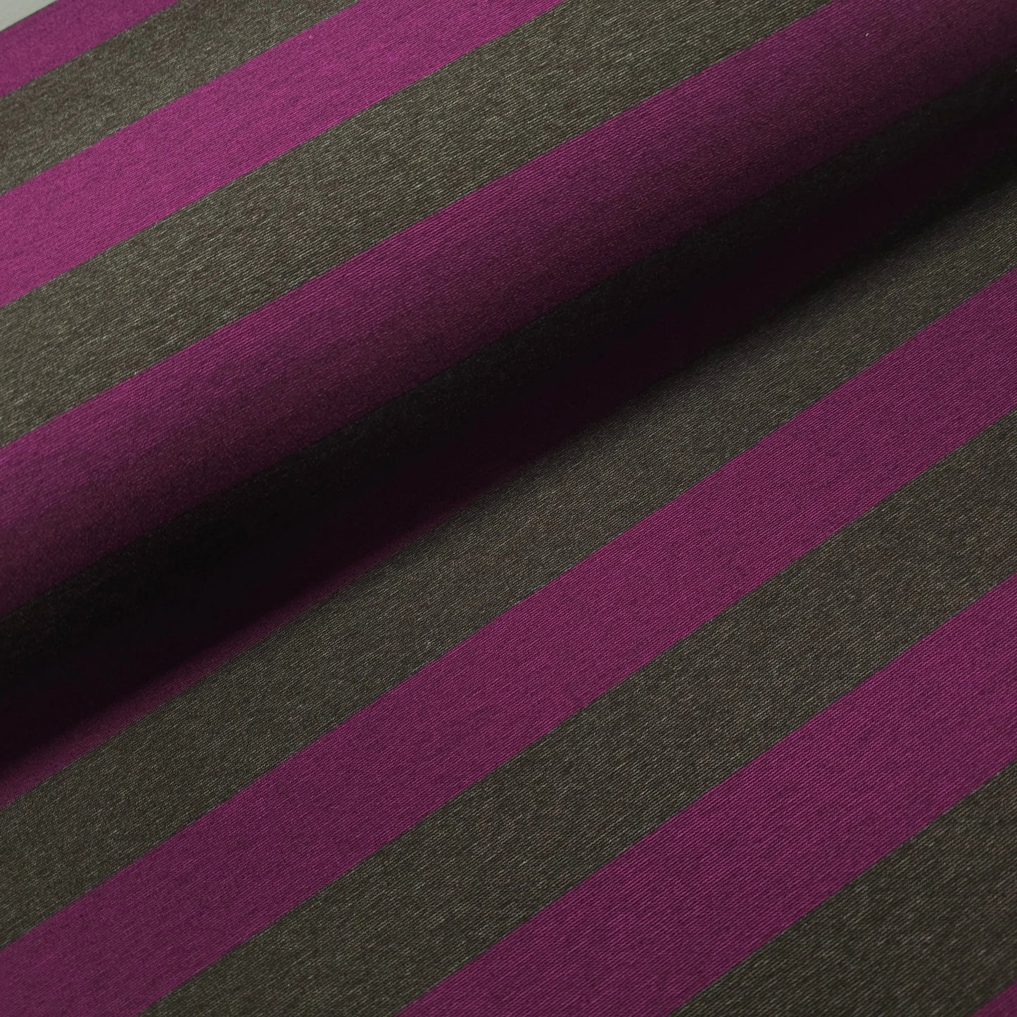 Romanit Jersey gestreift dunkelgrau, Violett CSM-STOFFE