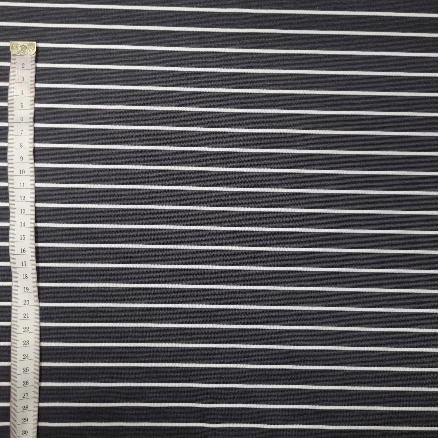 Romanit Jersey gestreift grau weiß CSM-STOFFE