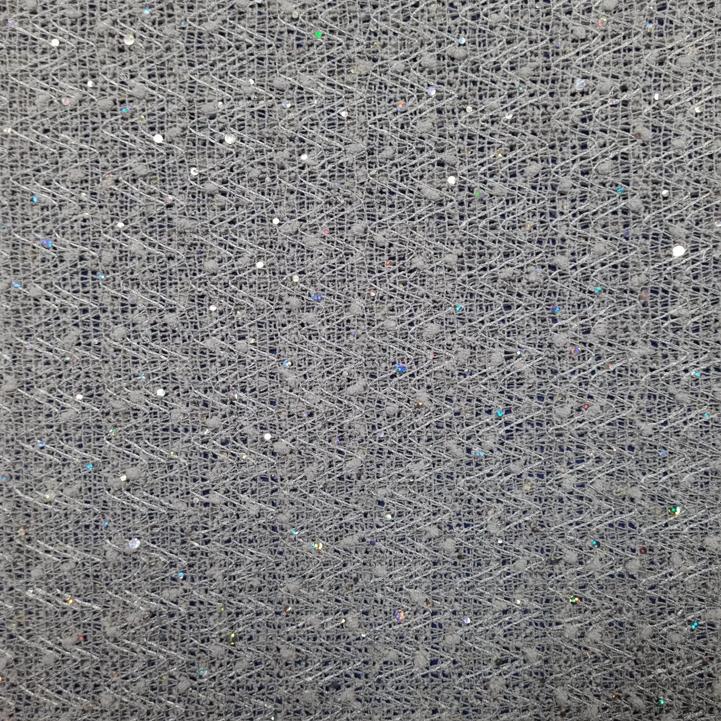 Spitze grau Zick-Zack Muster und Pailletten CSM-STOFFE