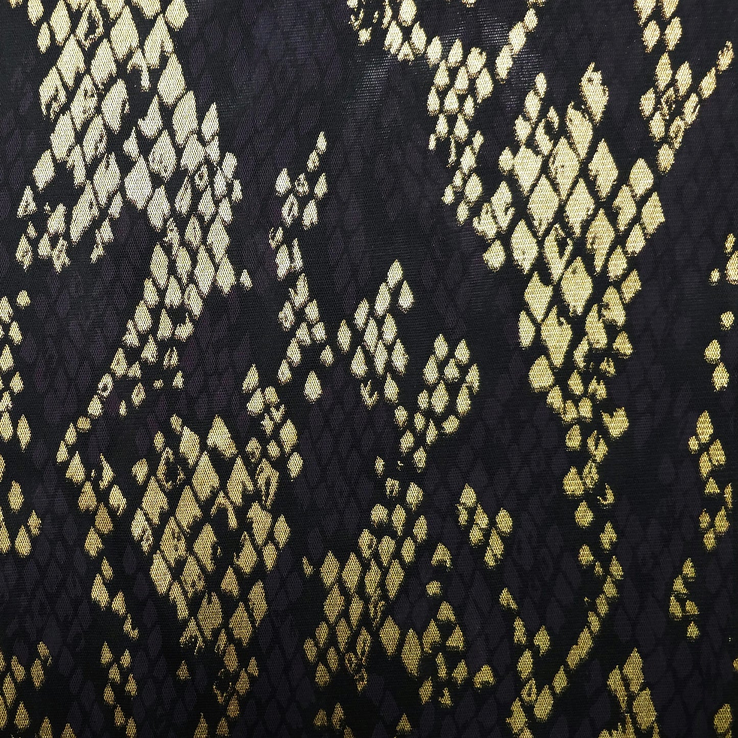 Tüll/Mesh stoff mit schlangen Motiv in Lila oder Blau CSM-STOFFE