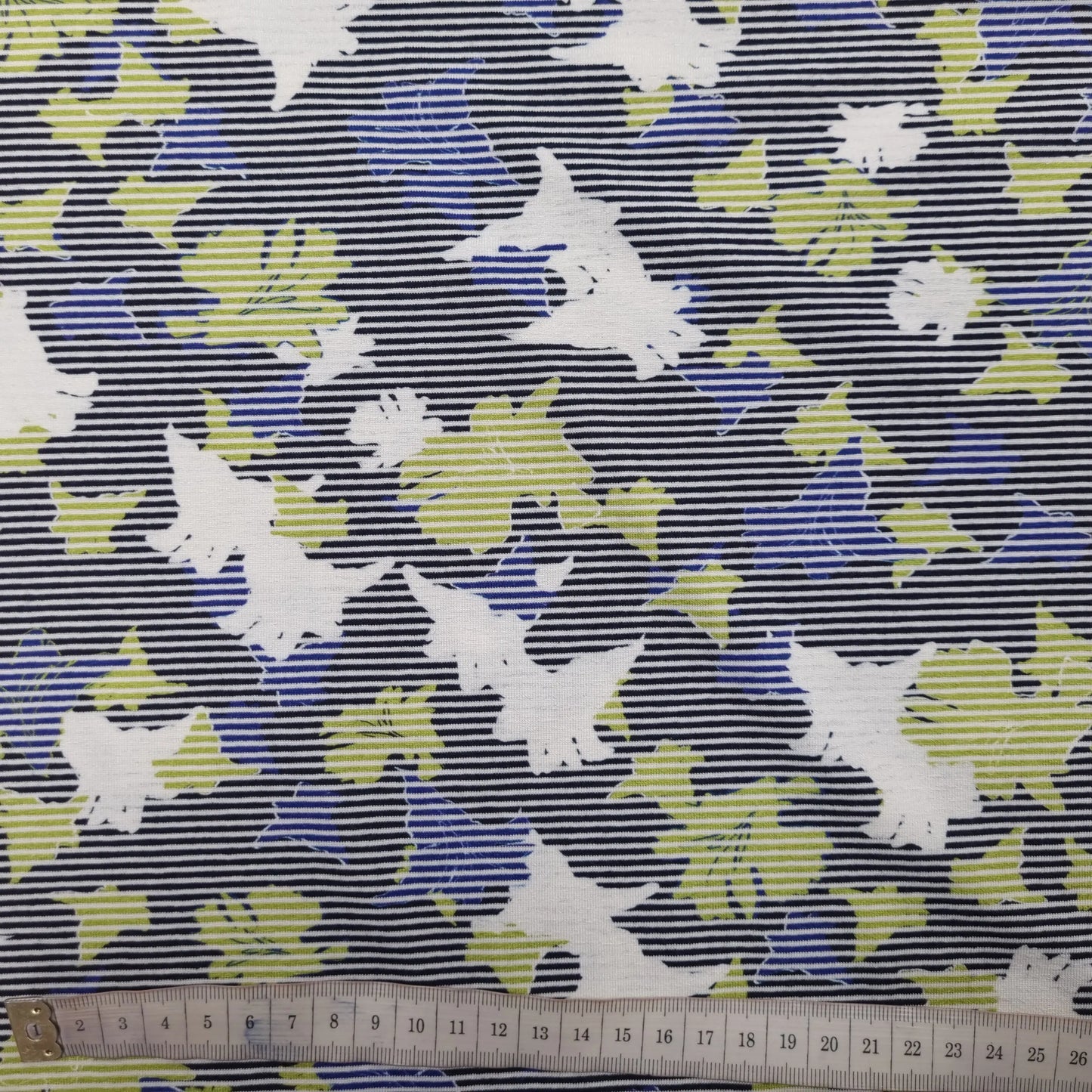 Viskosejersey gestreift mit Blumenmotiv abstrakt CSM-STOFFE