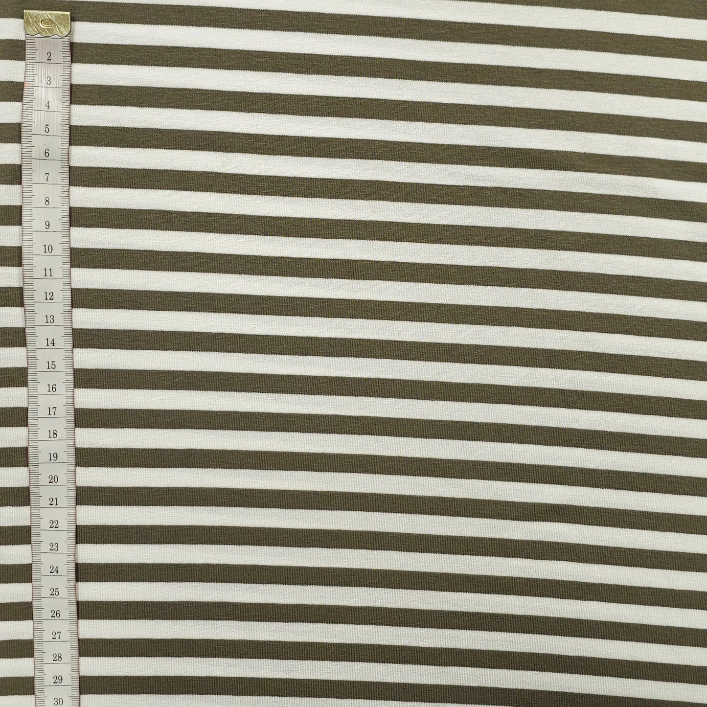 Viskosejersey gestreift olivgrün weiß CSM-STOFFE