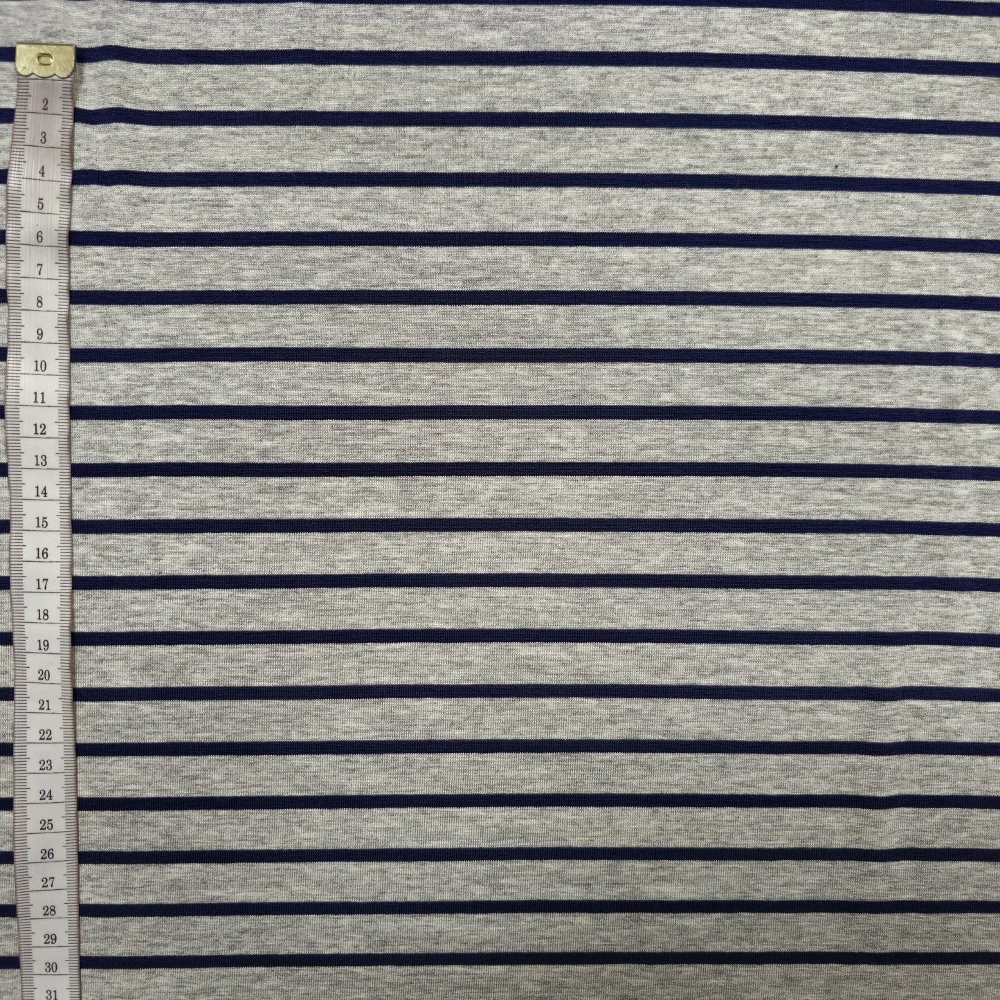 Viskosejersey gestreift, grau und dunkelblau CSM-STOFFE