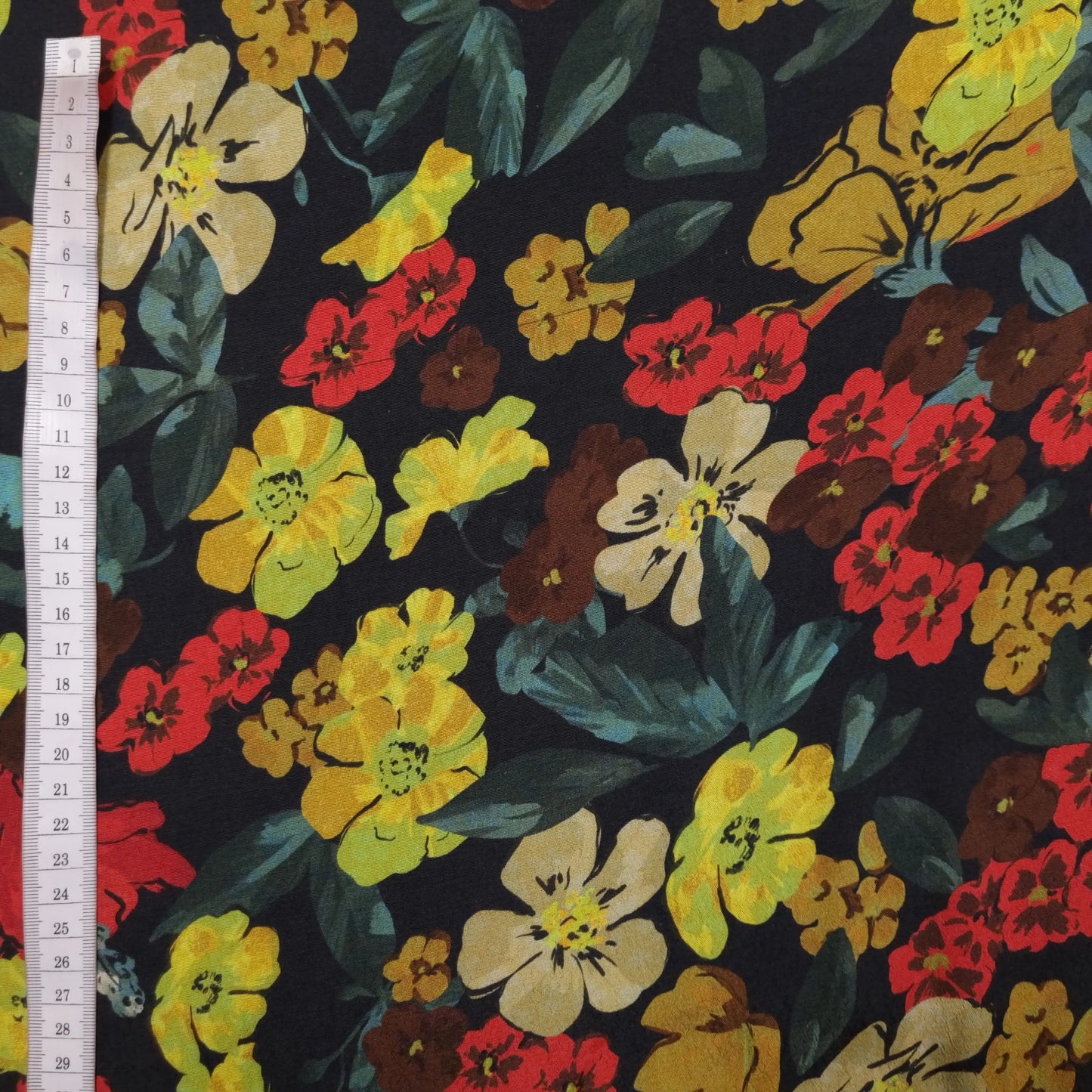Viskosestoff ECOVERO™ Blumen gelb CSM-STOFFE