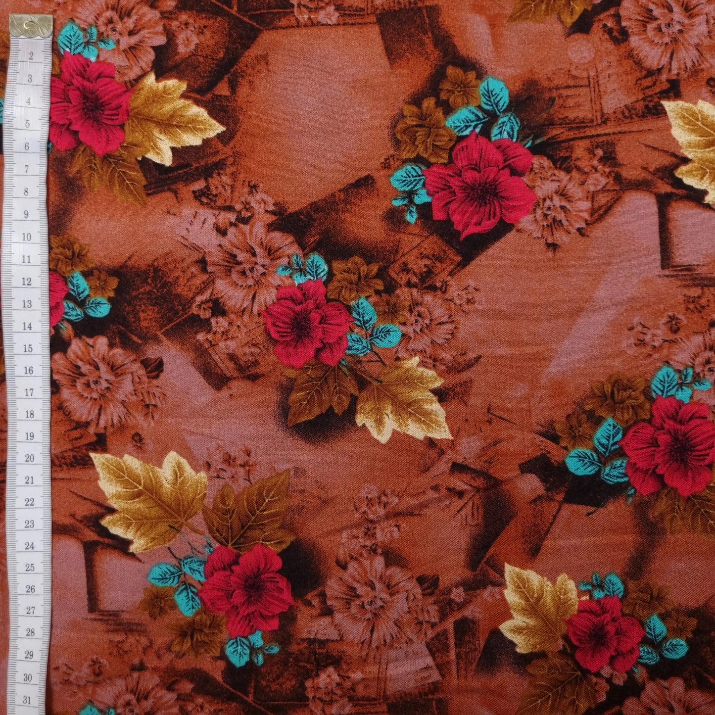 Viskosestoff mit Blumen Motiv braun CSM-STOFFE