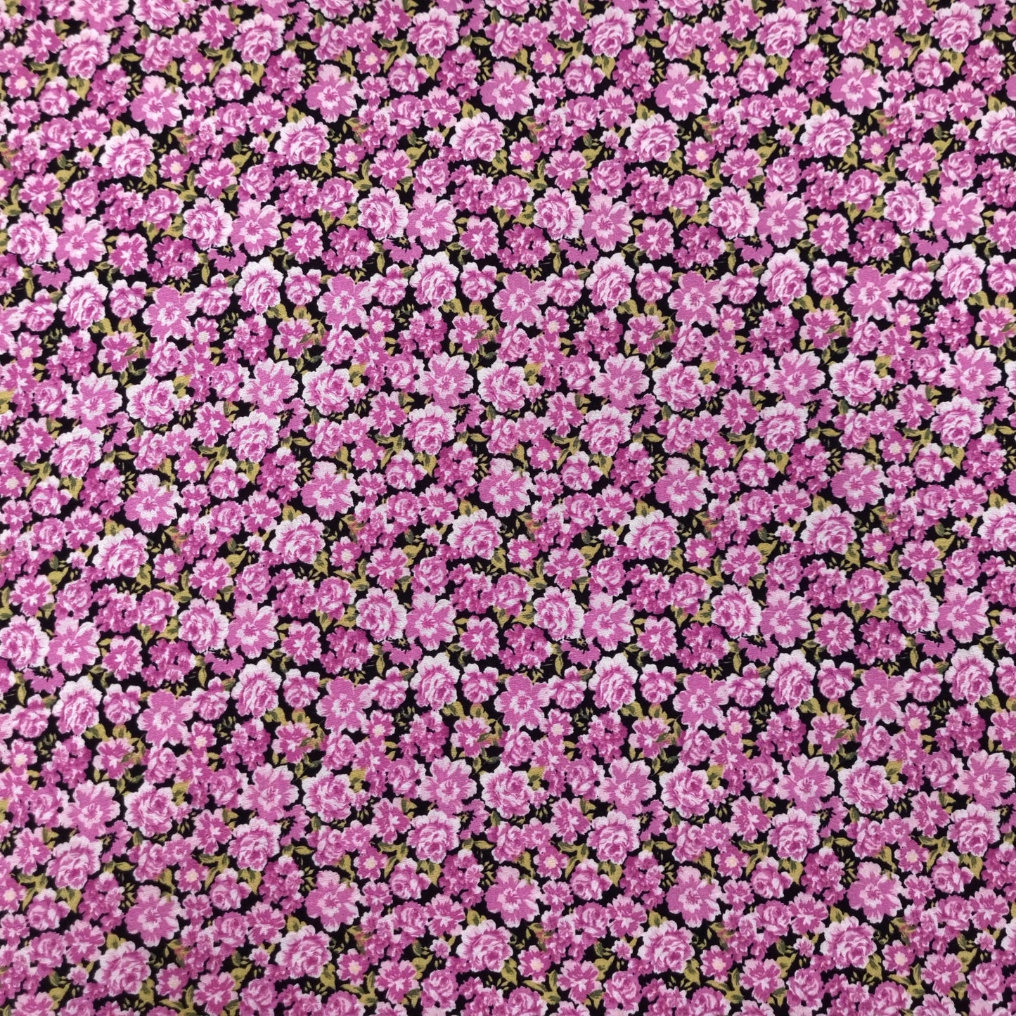Viskosestoff mit Blumen Motiv pink CSM-STOFFE