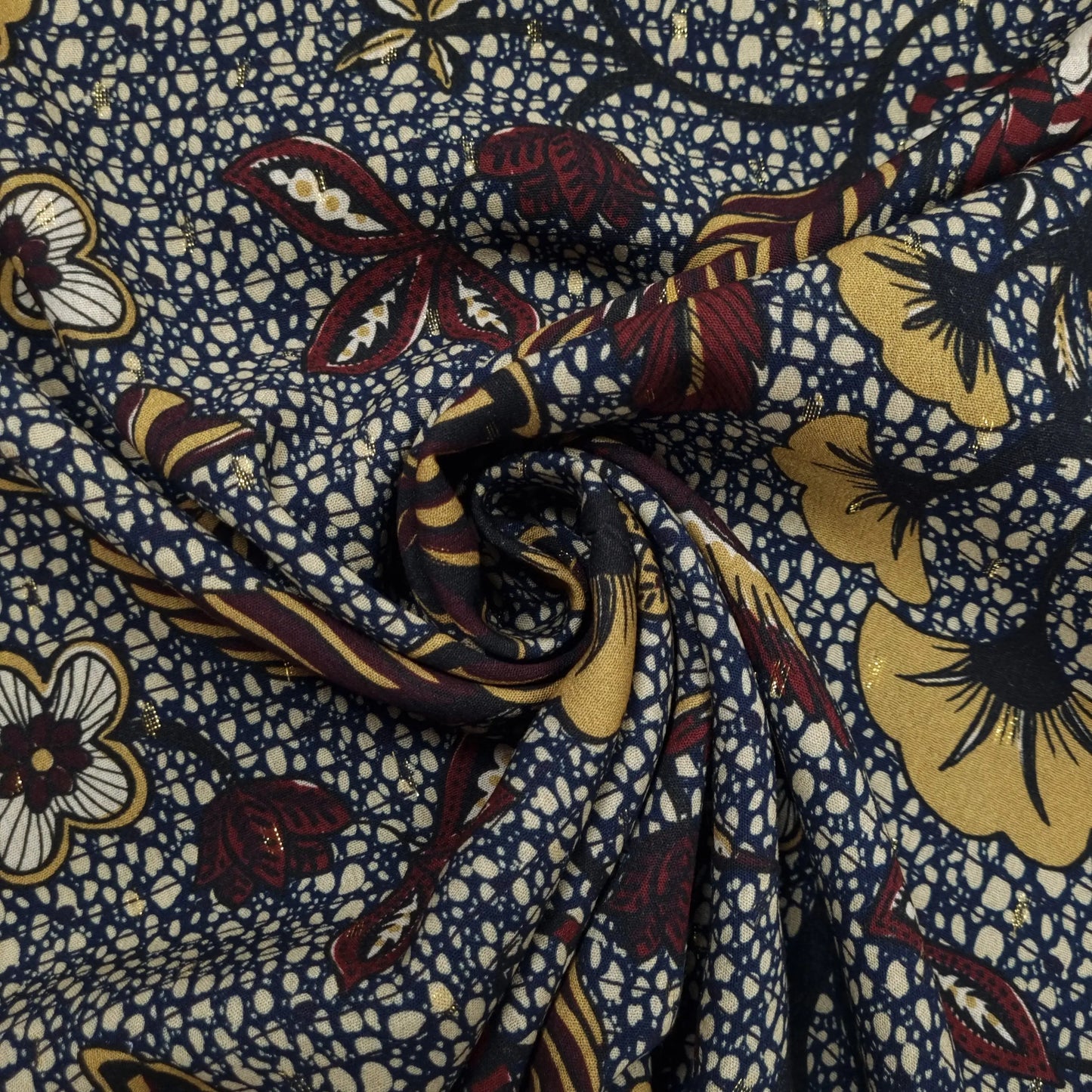 Viskosestoff mit Blumen und Lurex CSM-STOFFE