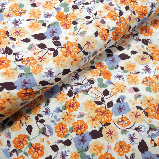 Viskosestoff mit Blumenmuster Meterware weiß CSM-STOFFE