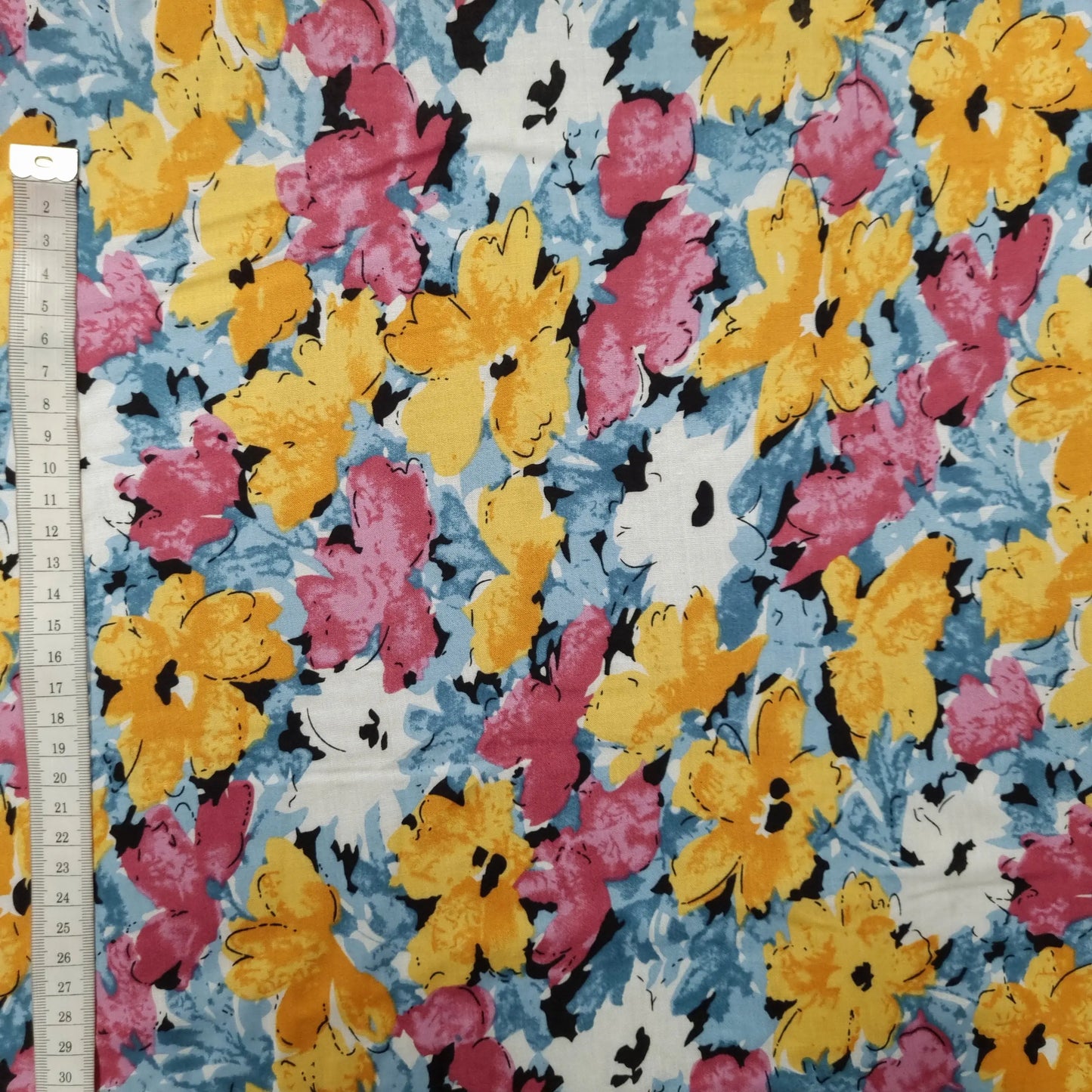 Viskosestoff mit Blumenmuster bunt CSM-STOFFE