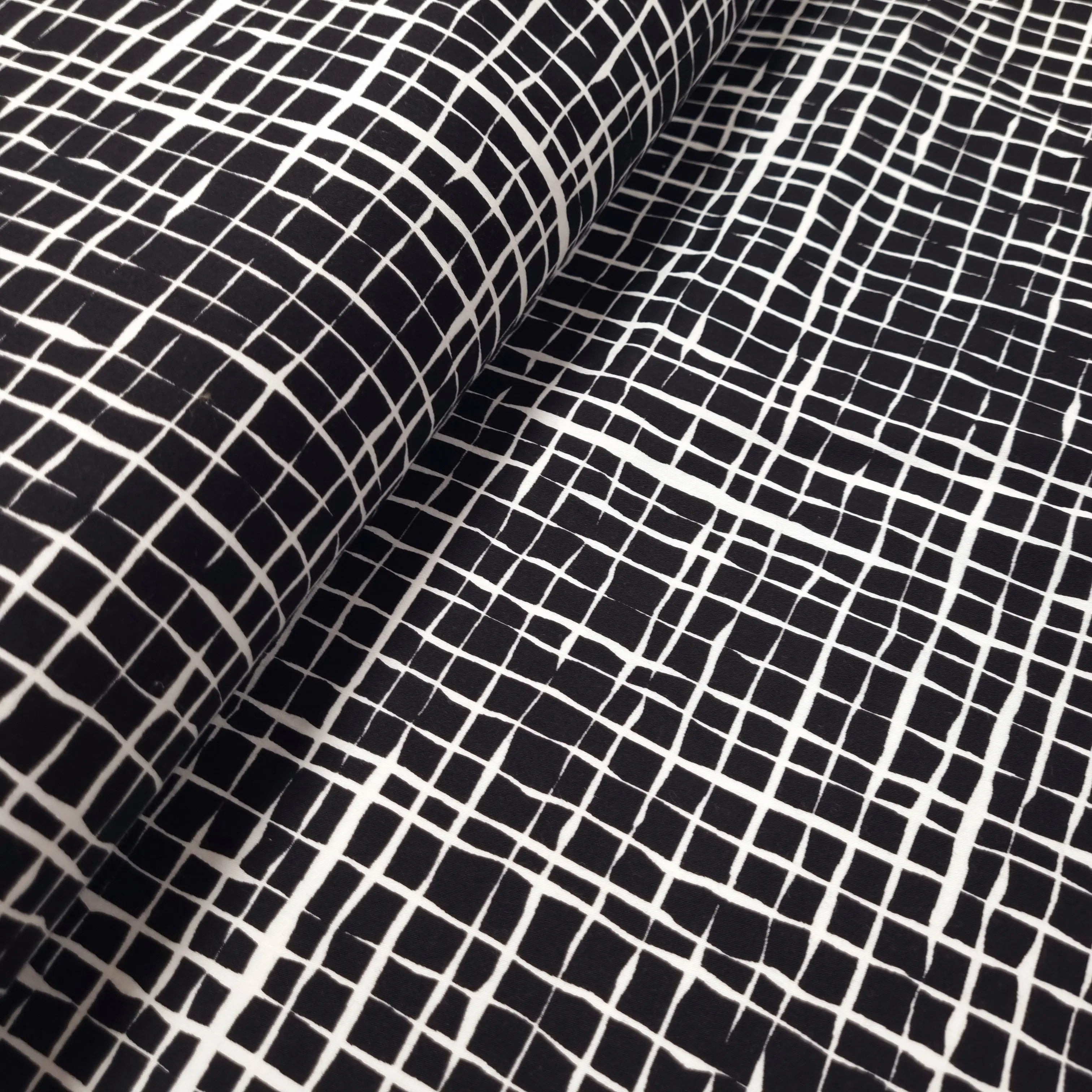 Baumwollstoff kariert mit Stretch schwarz CSM-STOFFE