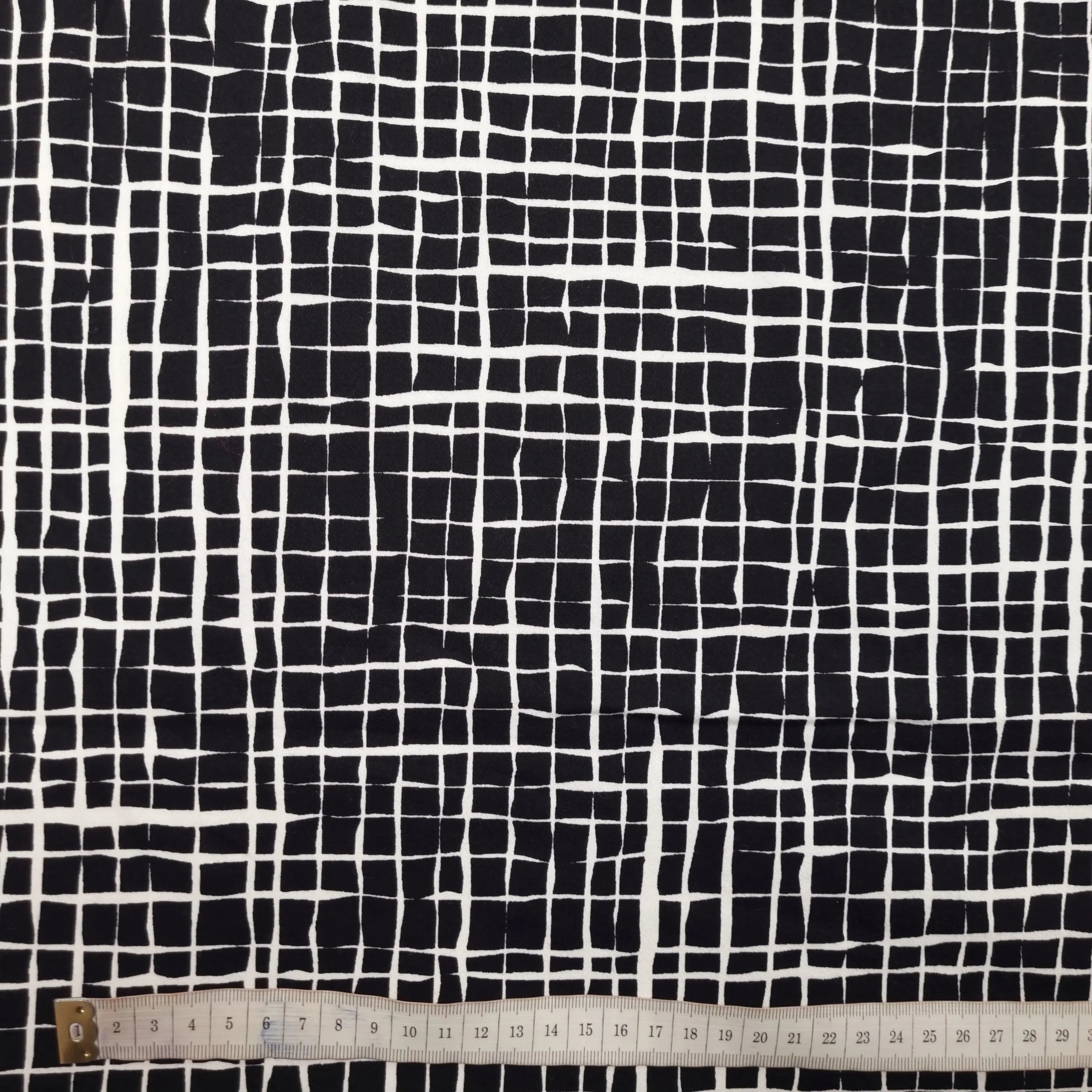 Baumwollstoff kariert mit Stretch schwarz CSM-STOFFE