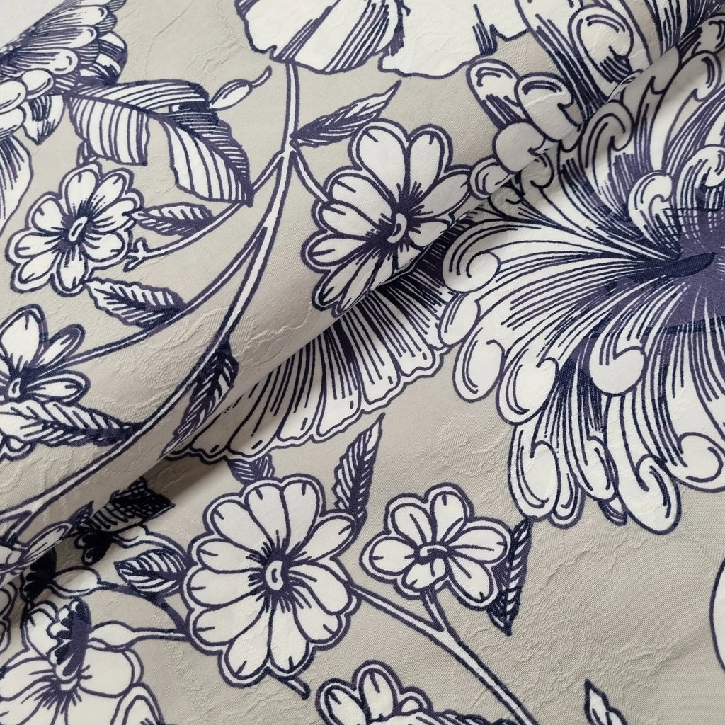 Baumwollstoff mit Blumenmuster und Stretch CSM-STOFFE