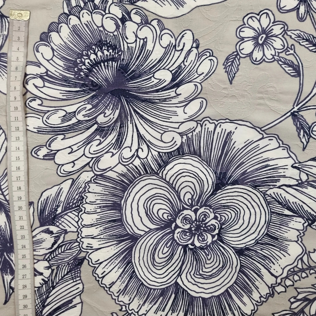 Baumwollstoff mit Blumenmuster und Stretch CSM-STOFFE