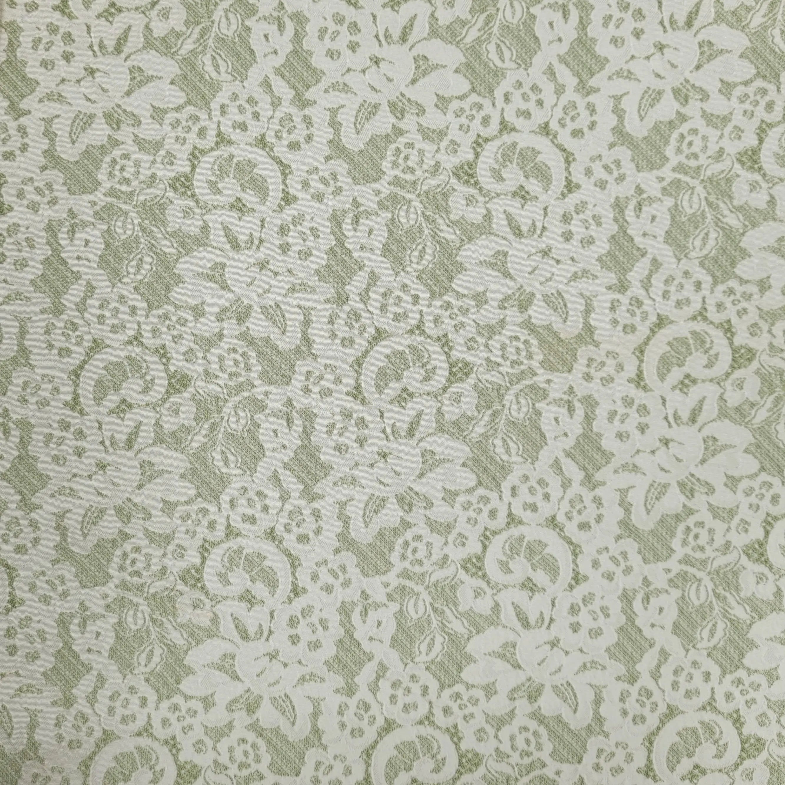 Jacquard gruen mit Blumenmuster