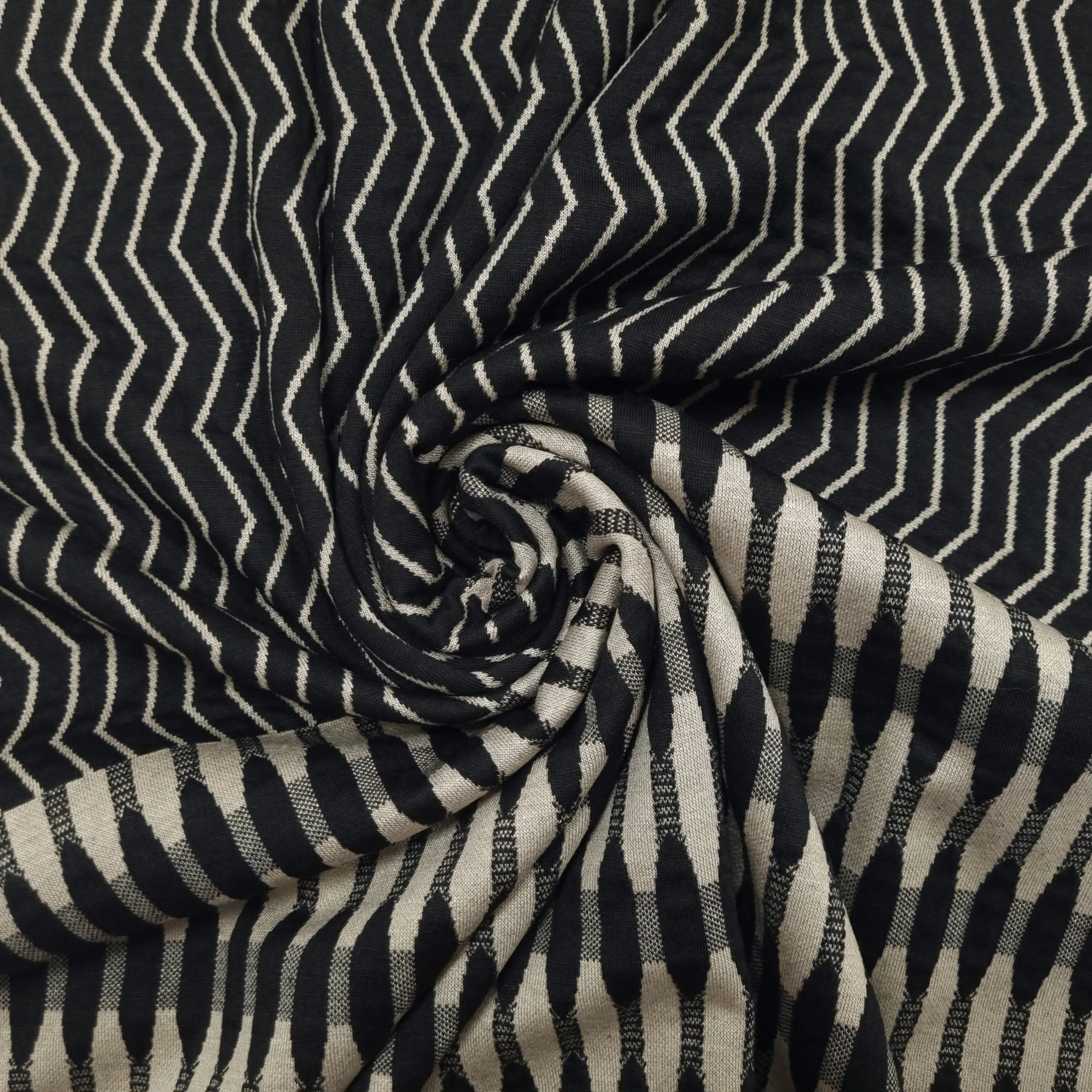 Jacquardjersey schwarz beige (Rapport 90 cm) CSM-STOFFE
