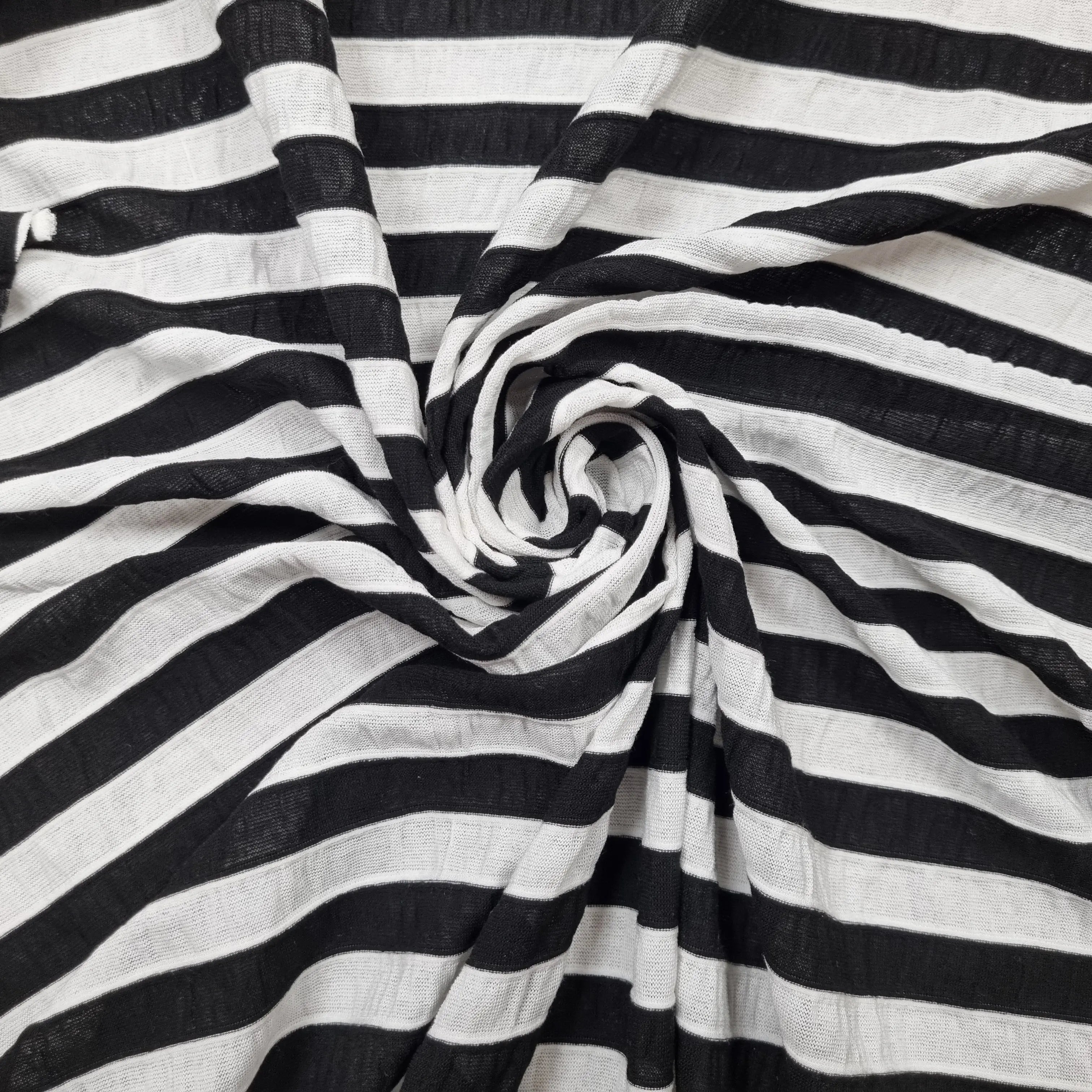 Jersey Stoff gestreift schwarz weiß strukturiert CSM-STOFFE