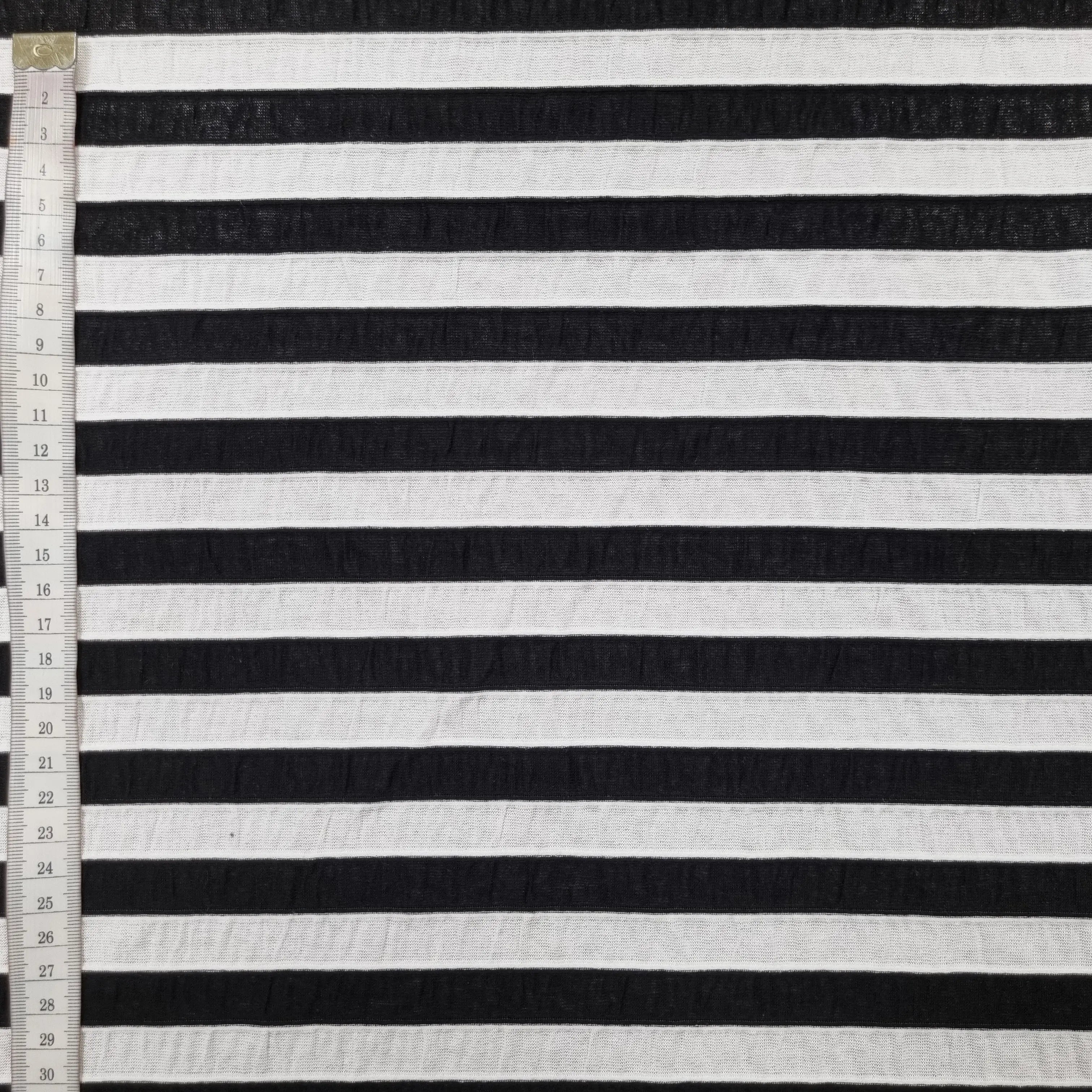 Jersey Stoff gestreift schwarz weiß strukturiert CSM-STOFFE