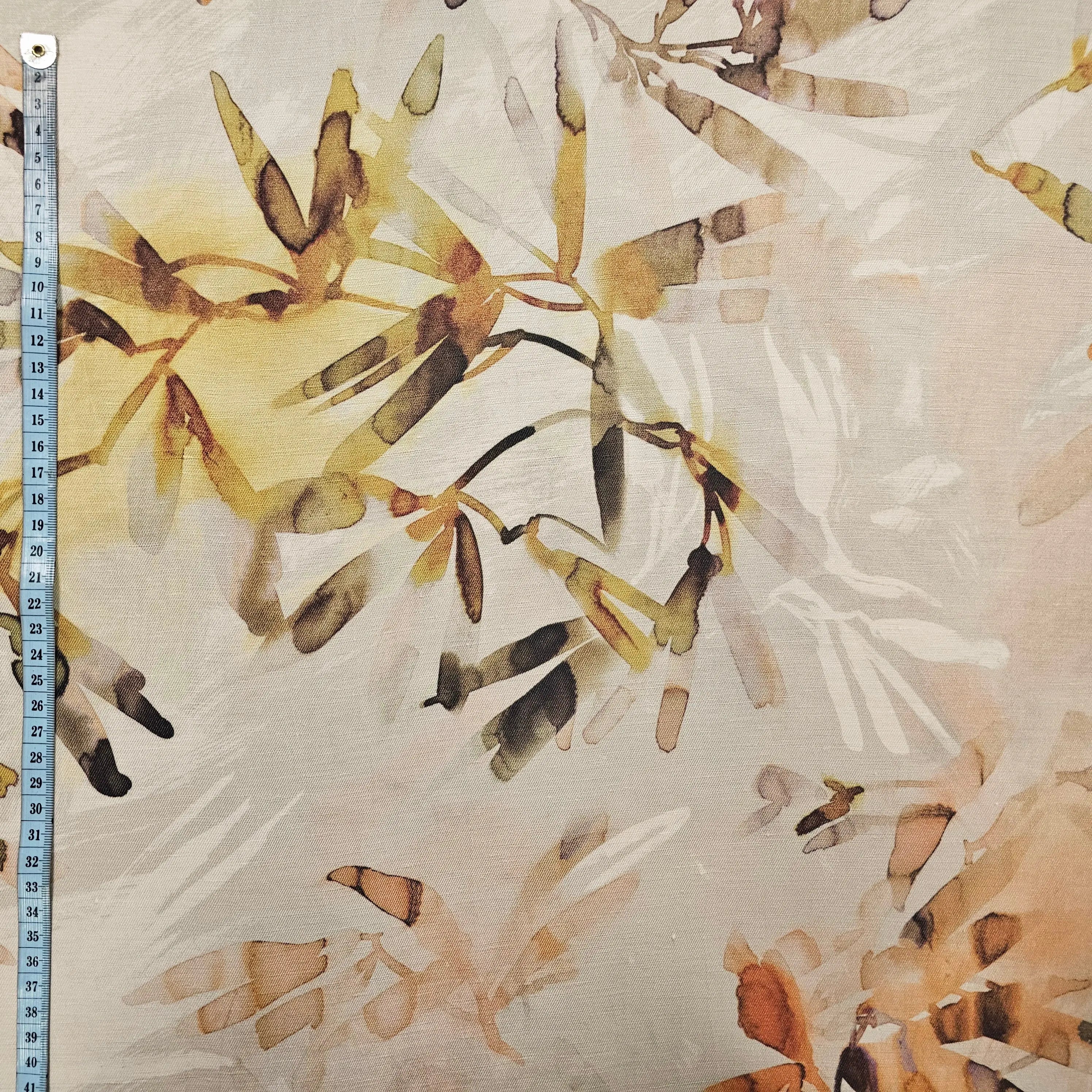 Leinen/Cupro mit Blumen CSM-STOFFE