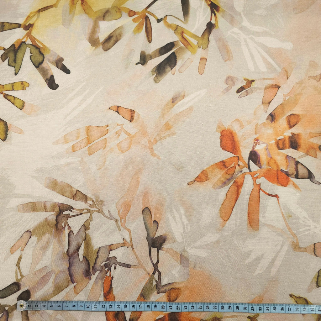 Leinen/Cupro mit Blumen CSM-STOFFE
