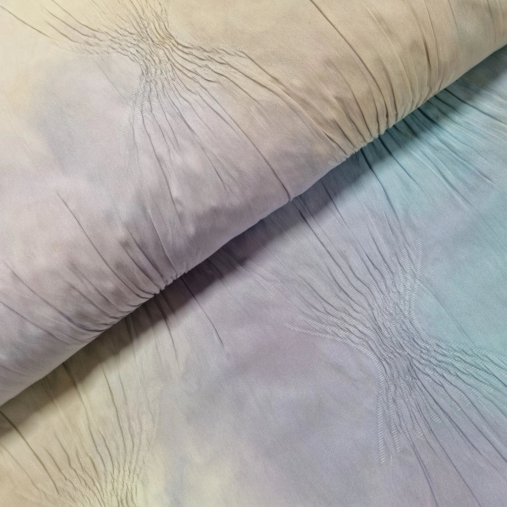 Polyester-, Viskosestoff mit verträumten Batik Motiv CSM-STOFFE