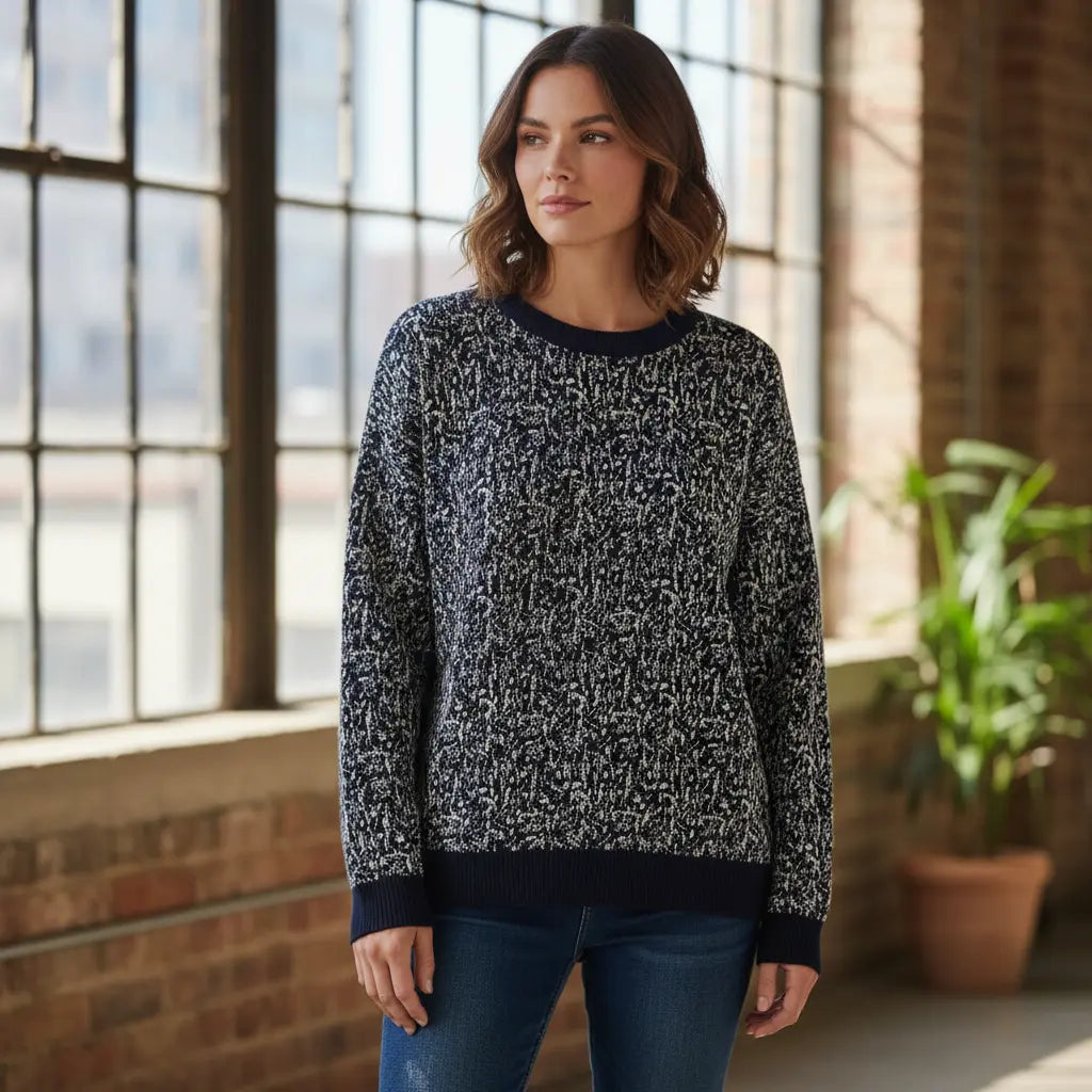 Pullover aus dunkelblauem Strickstoff