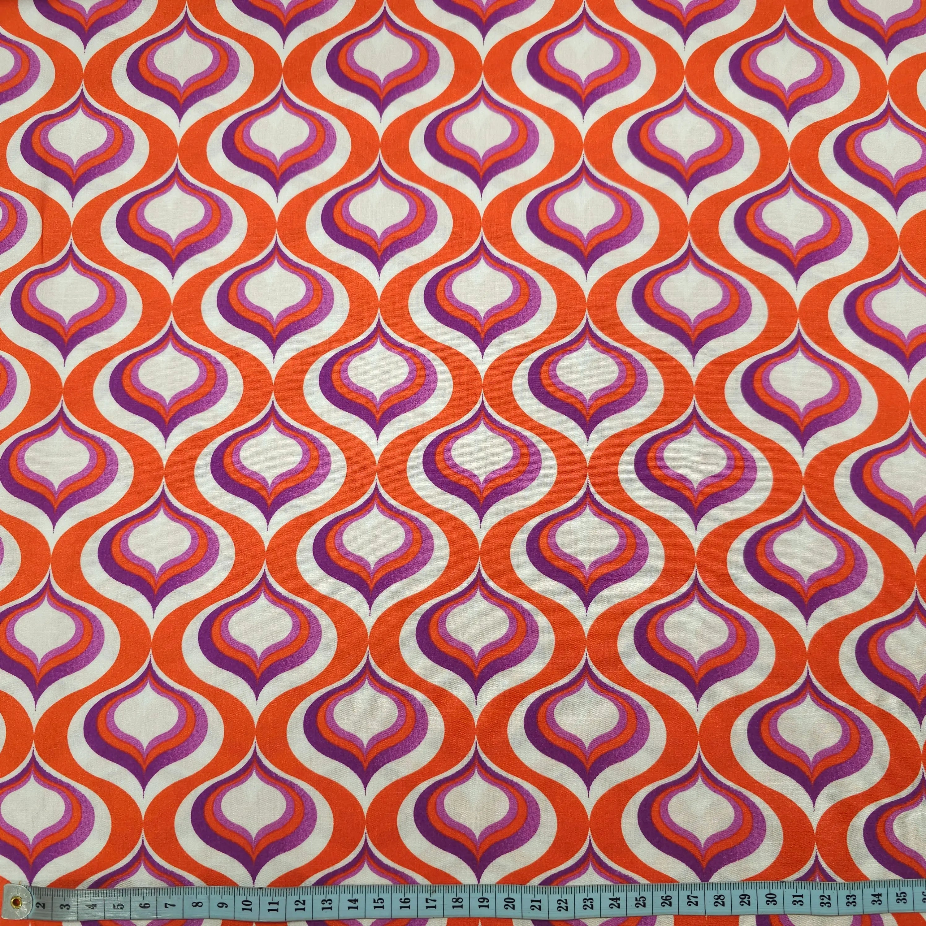 Viskose geometrische Muster rot CSM-STOFFE