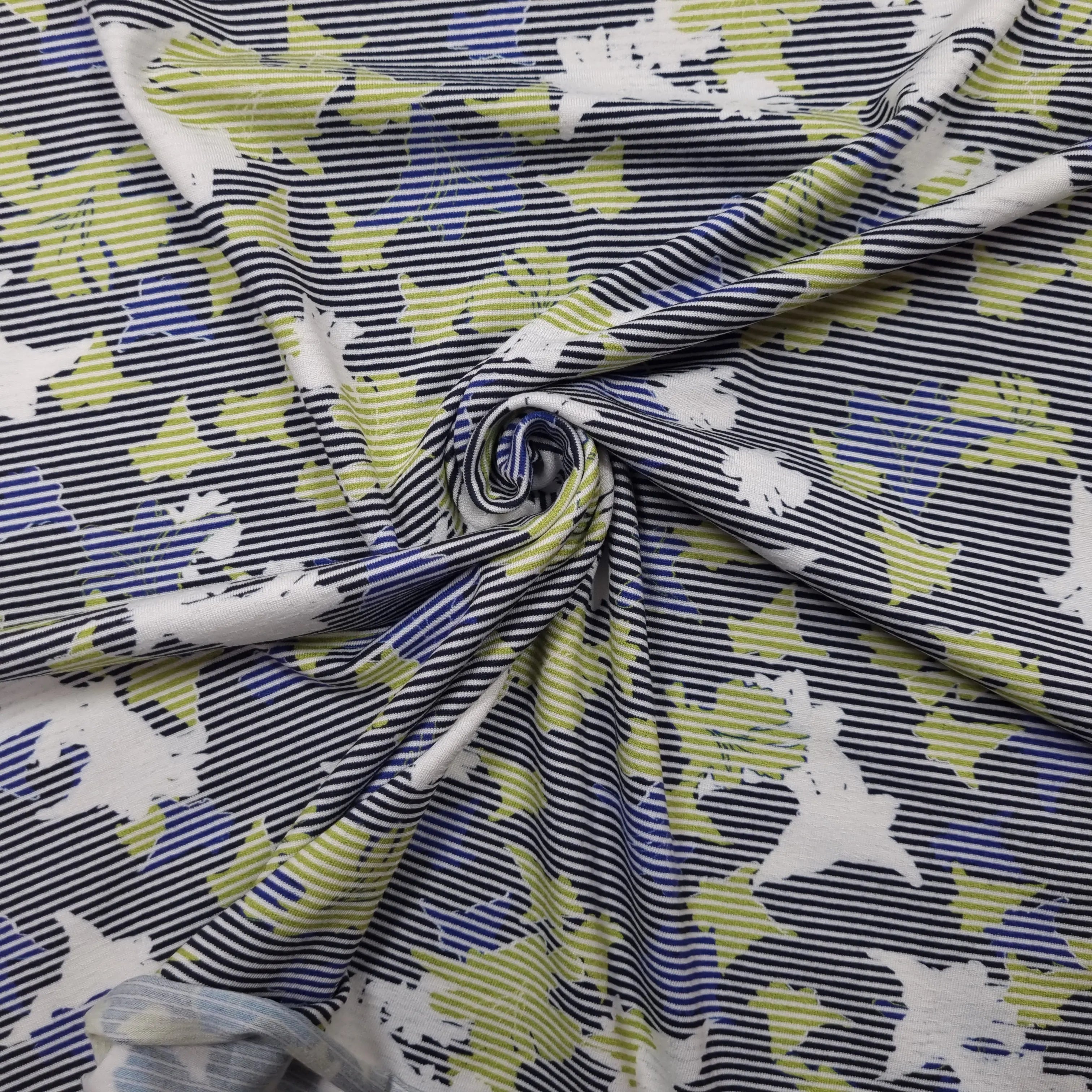 Viskosejersey gestreift mit Blumenmotiv abstrakt CSM-STOFFE