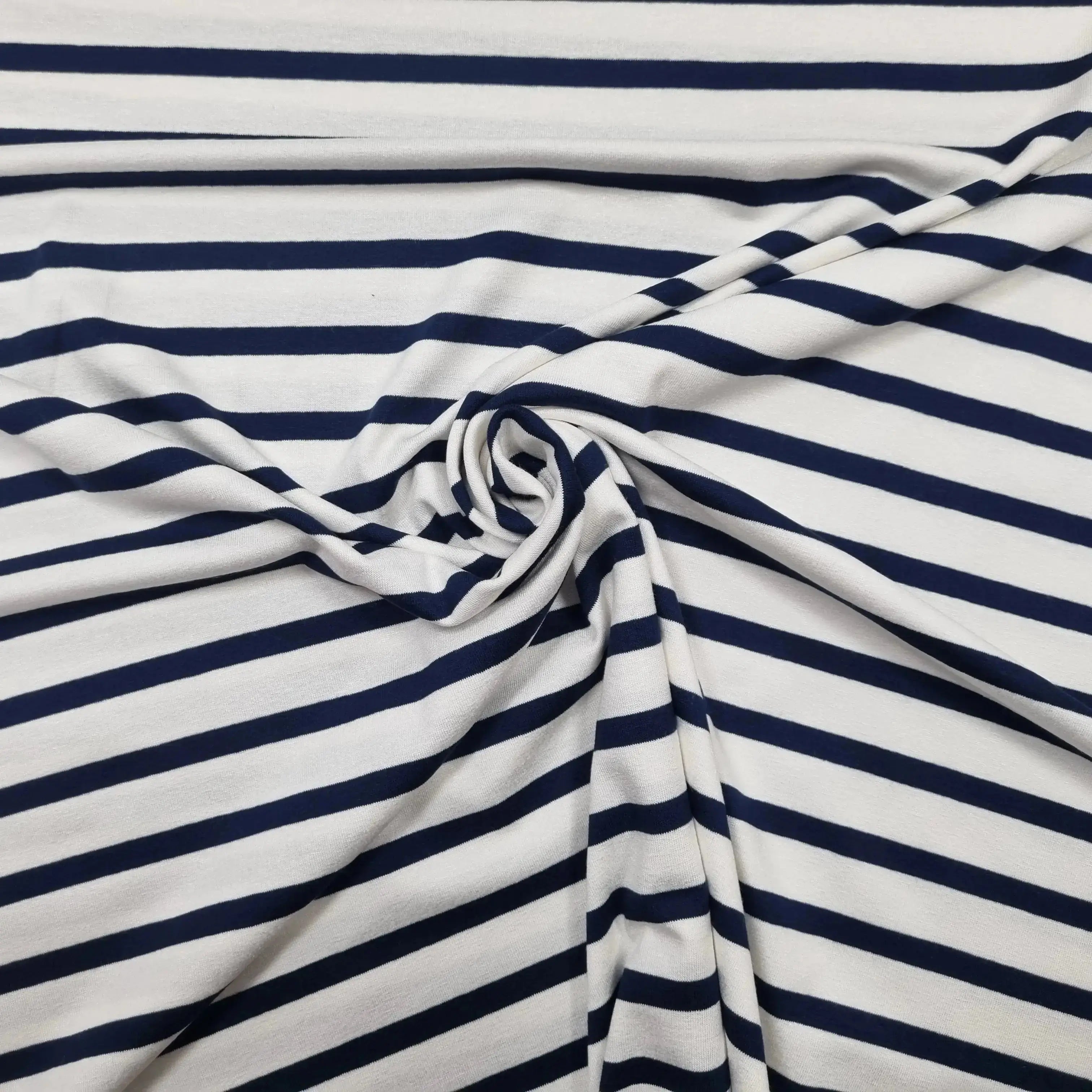 Stoffreste online kaufen bei CSM-STOFFE günstig und kreativ