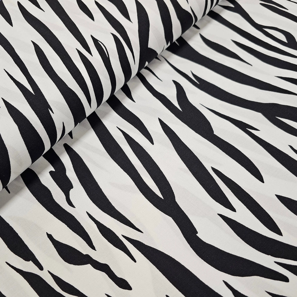 Viskosestoff Zebra schwarz/weiß CSM-STOFFE