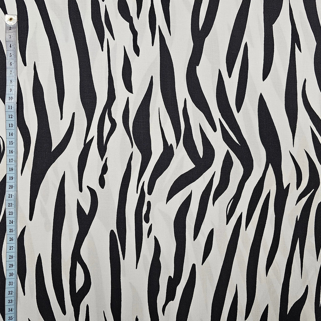 Viskosestoff Zebra schwarz/weiß CSM-STOFFE