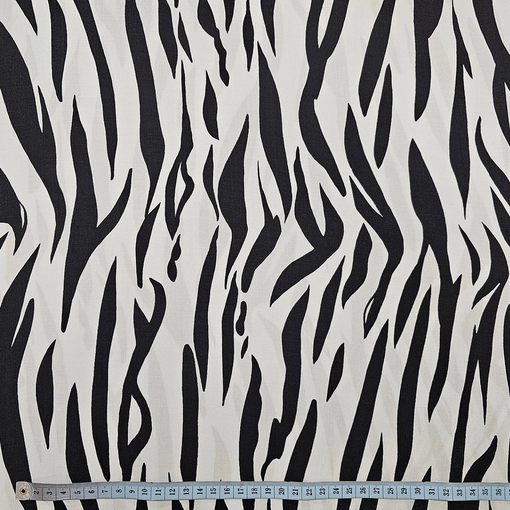Viskosestoff Zebra schwarz/weiß CSM-STOFFE