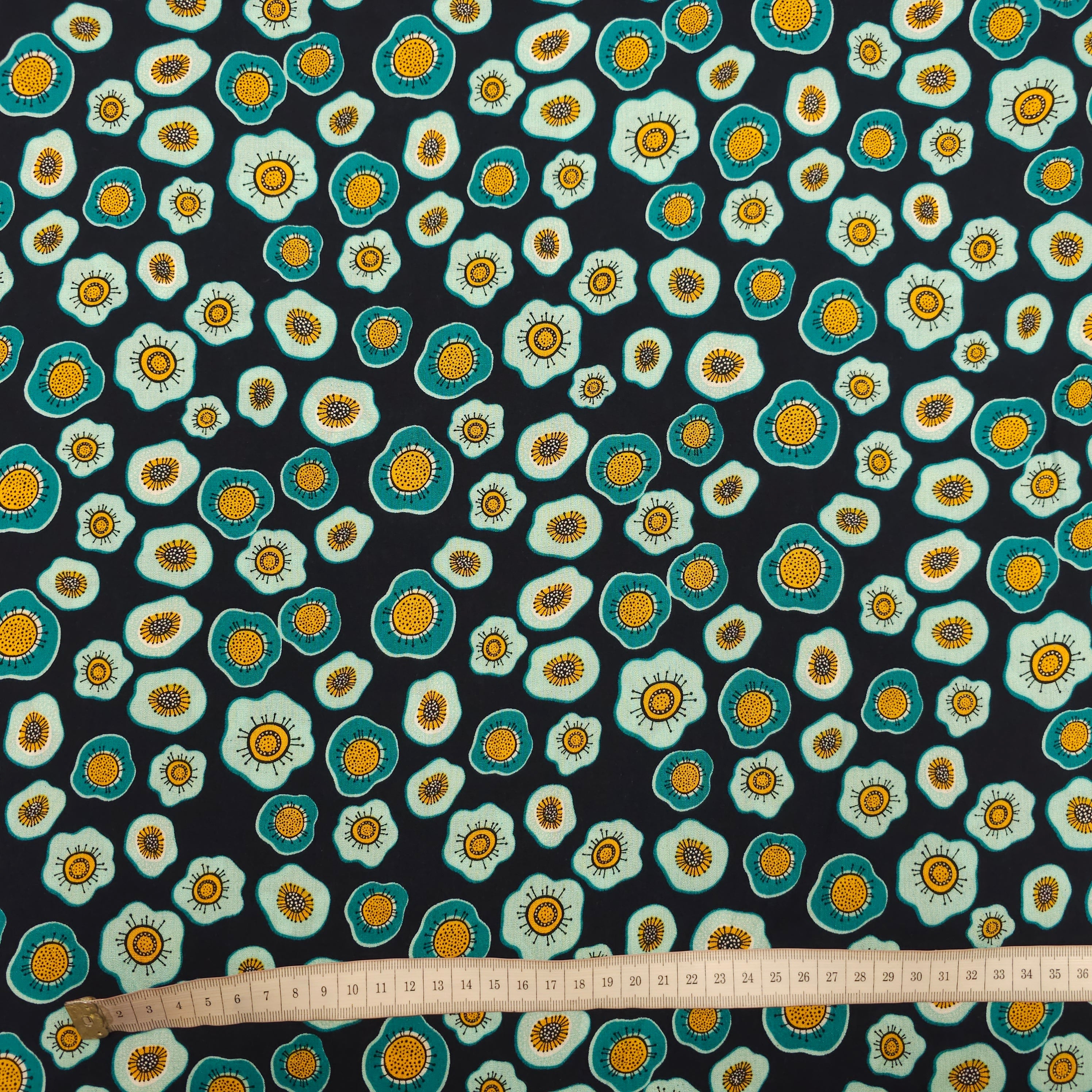 Viskosestoff mit Blumen CSM-STOFFE