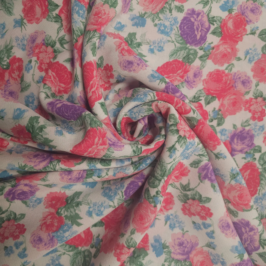 Viskosestoff mit Blumen Motiv CSM-STOFFE