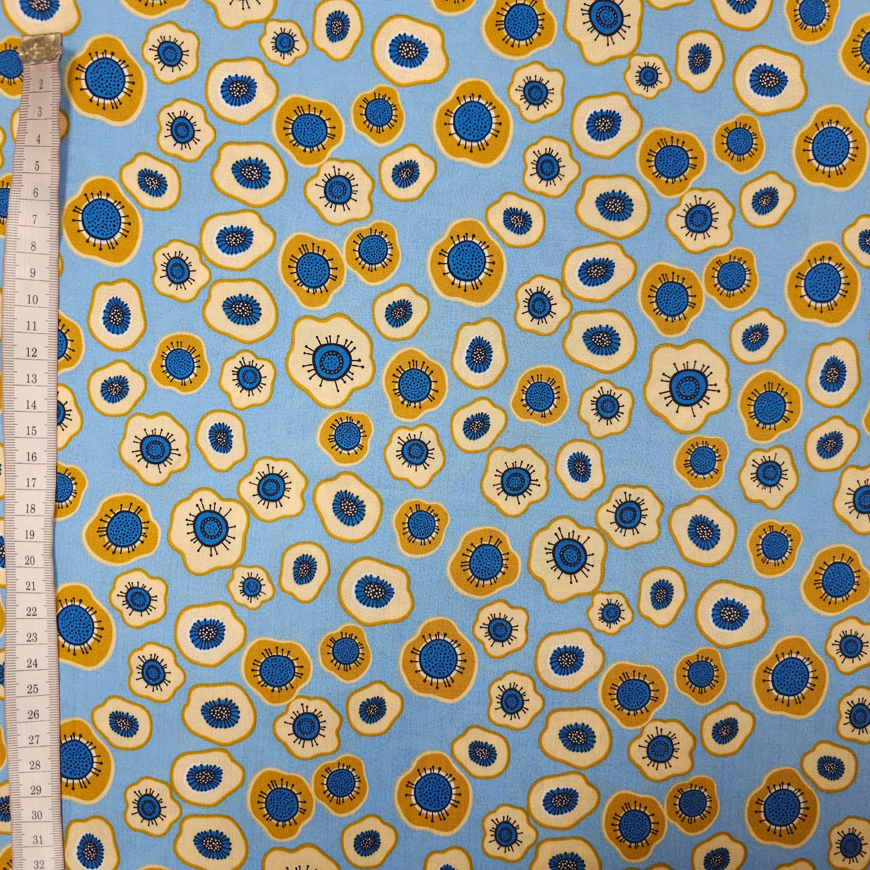 Viskosestoff mit Blumen blau CSM-STOFFE