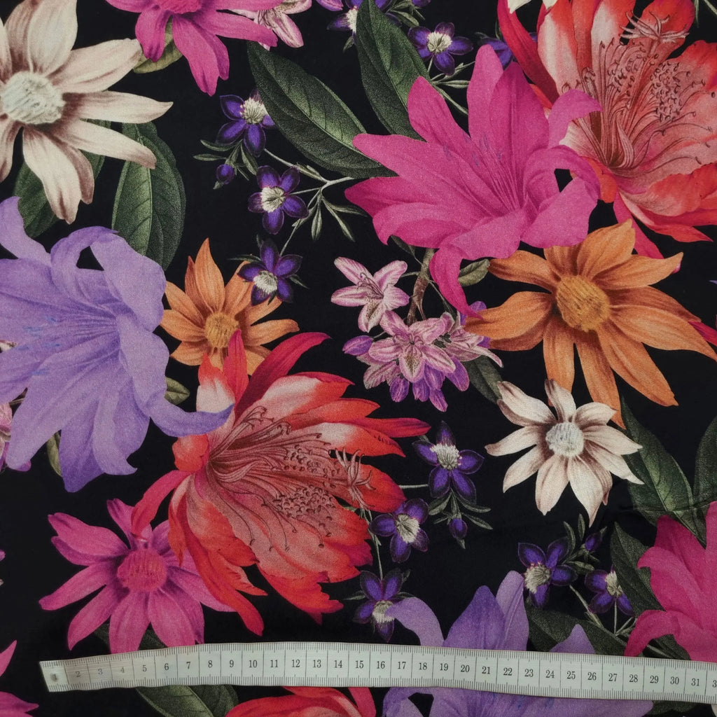 Viskosestoff mit Blumen pink CSM-STOFFE