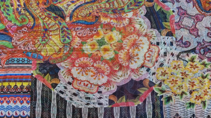 Mesh-Stoff mit Blumen